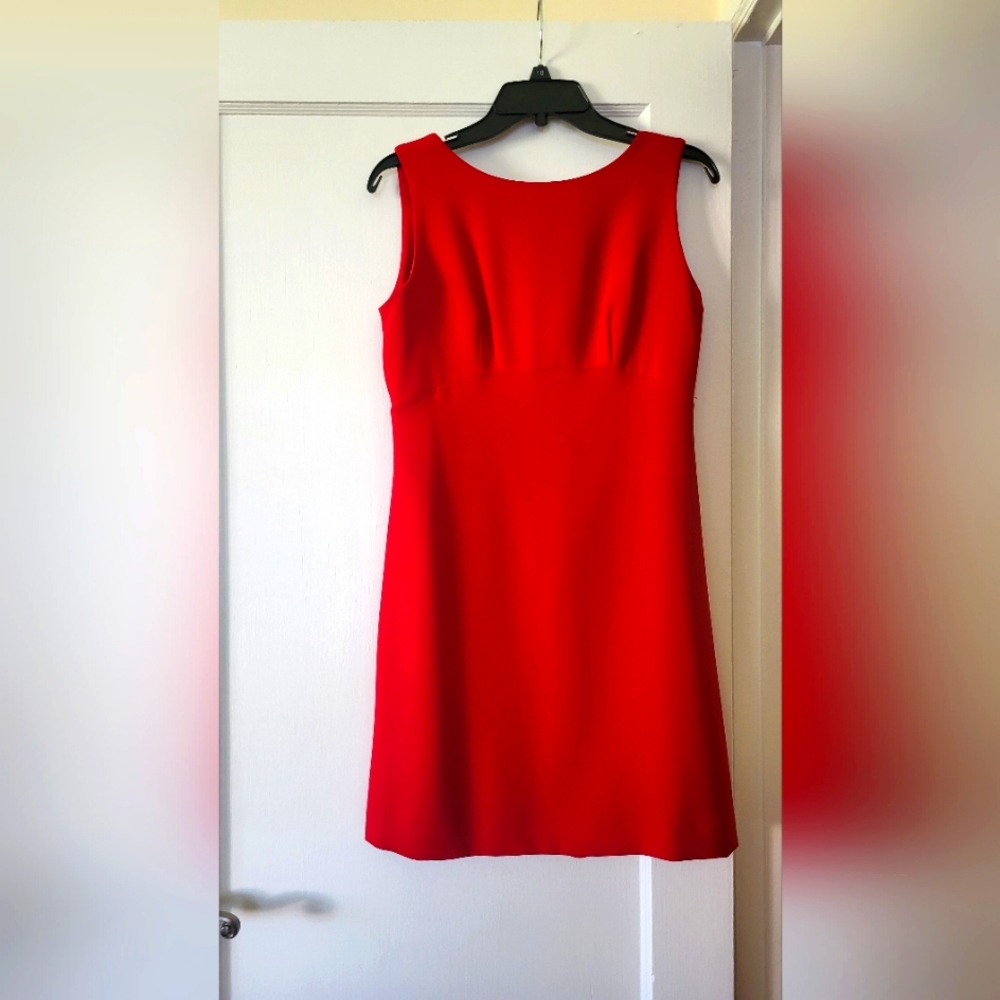 Sleevless Red Dress